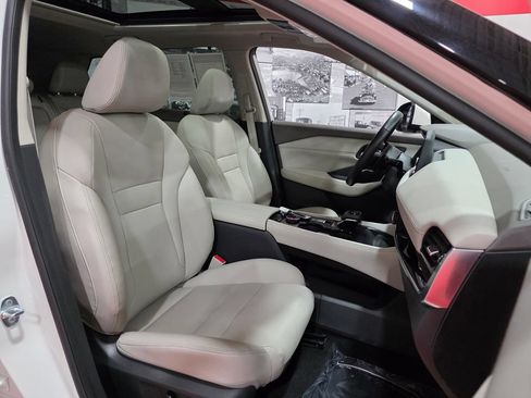 Used 2023 Nissan Rogue SL w/ SL Premium Package AWD/4WD image 18