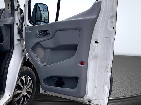 Used 2016 Ford Transit 250 130 Low Roof w/ Exterior Upgrade Package image 24