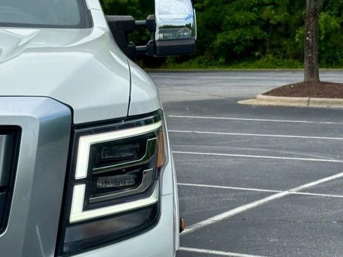 Used 2023 Nissan Titan Platinum Reserve w/ Moonroof Package AWD/4WD image 13