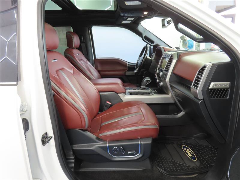 Used 2018 Ford F150 Platinum w/ Equipment Group 701A Luxury AWD/4WD image 38