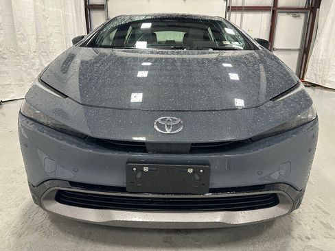 Used 2024 Toyota Prius Limited image 2