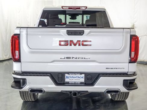 Certified 2022 GMC Sierra 1500 Denali w/ Denali Reserve Package AWD/4WD image 8