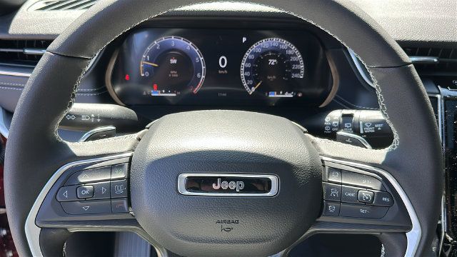 New 2026 Jeep Grand Cherokee L 4WD image 12