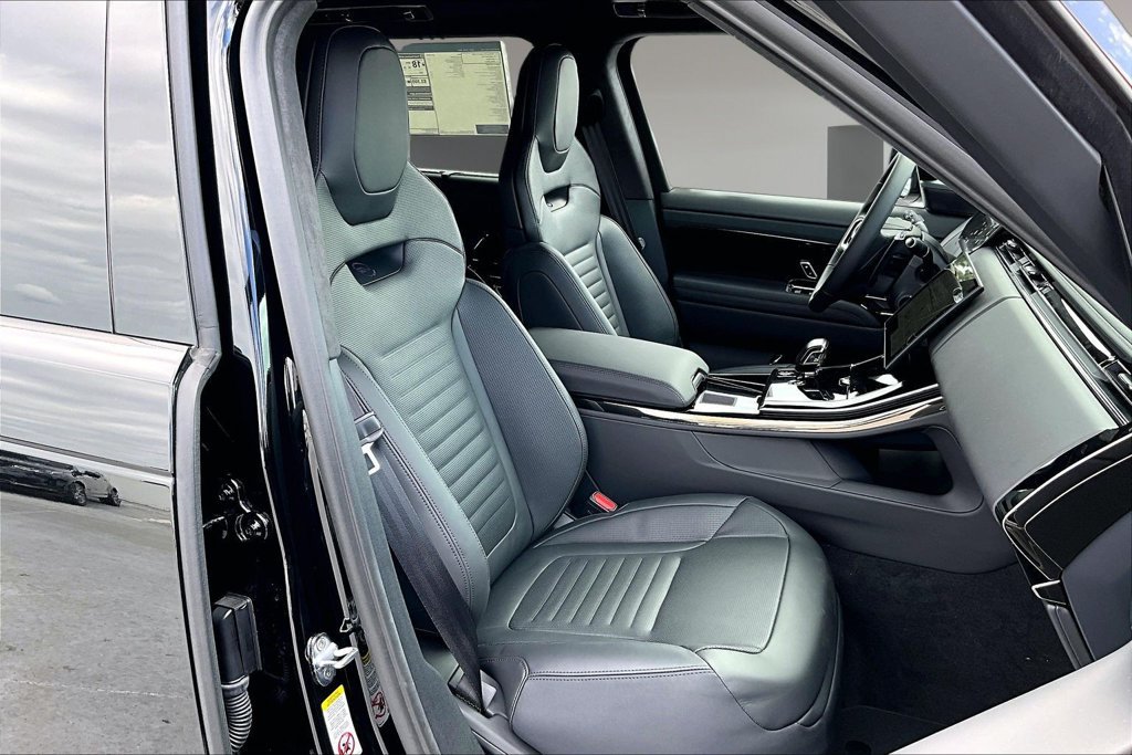 New 2027 Land Rover Range Rover Sport SV AWD/4WD image 10