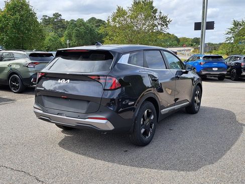 New 2026 Kia Sportage LX image 6