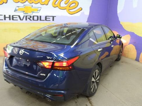 Used 2020 Nissan Altima 2.5 SV AWD/4WD image 8
