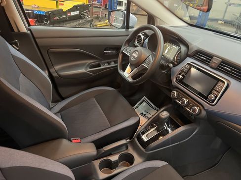New 2025 Nissan Versa SV image 30