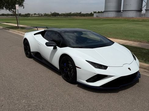 Used 2021 Lamborghini Huracan EVO RWD image 1