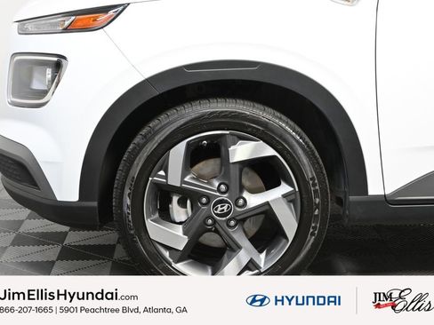 Certified 2023 Hyundai Venue SEL w/ Cargo Package image 30