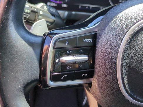 Used 2022 Kia Sorento SX FWD image 17