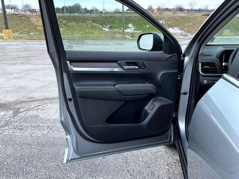 New 2026 GMC Terrain Denali image 9