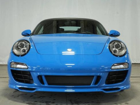 Used 2011 Porsche 911 Speedster image 11