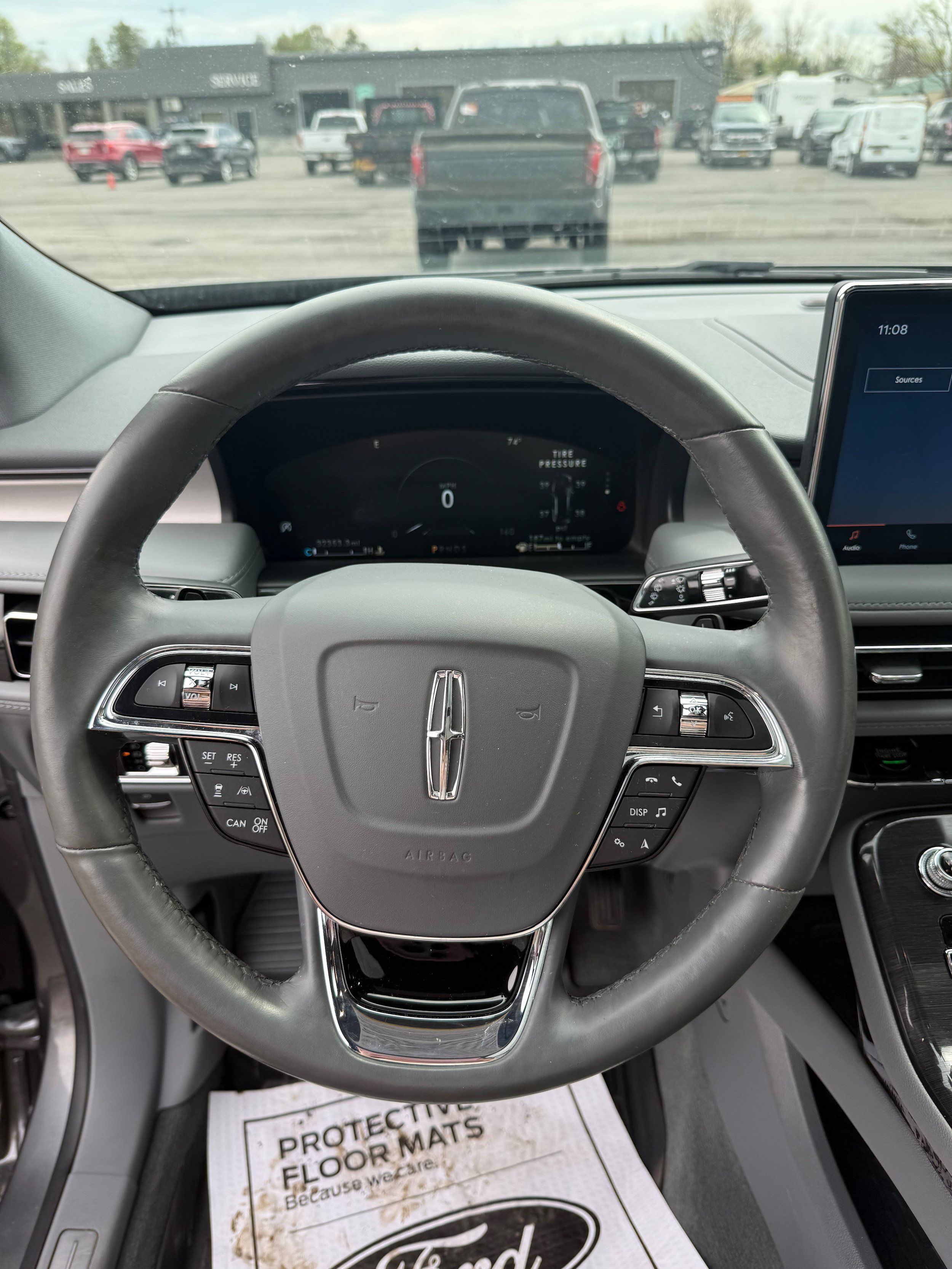 Used 2023 Lincoln Nautilus Reserve w/ Equipment Group 201A AWD/4WD image 10
