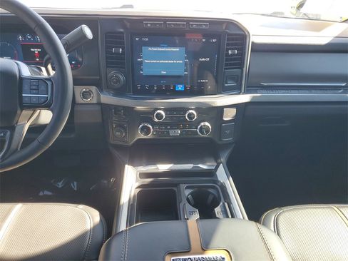 Used 2024 Ford F450 Platinum w/ FX4 Off-Road Package image 23