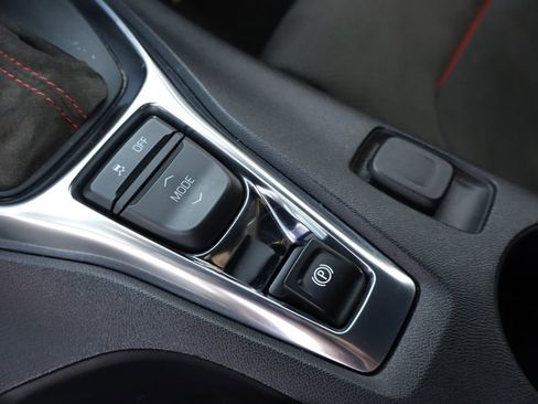 Used 2018 Chevrolet Camaro ZL1 RWD image 10