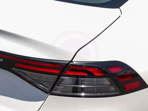 Used 2025 Honda Accord LX image 9