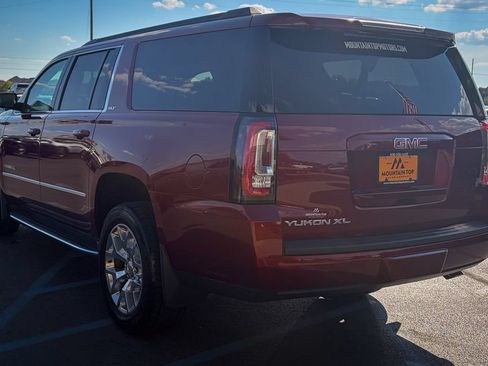 Used 2016 GMC Yukon XL SLT w/ Open Road Package AWD/4WD image 27