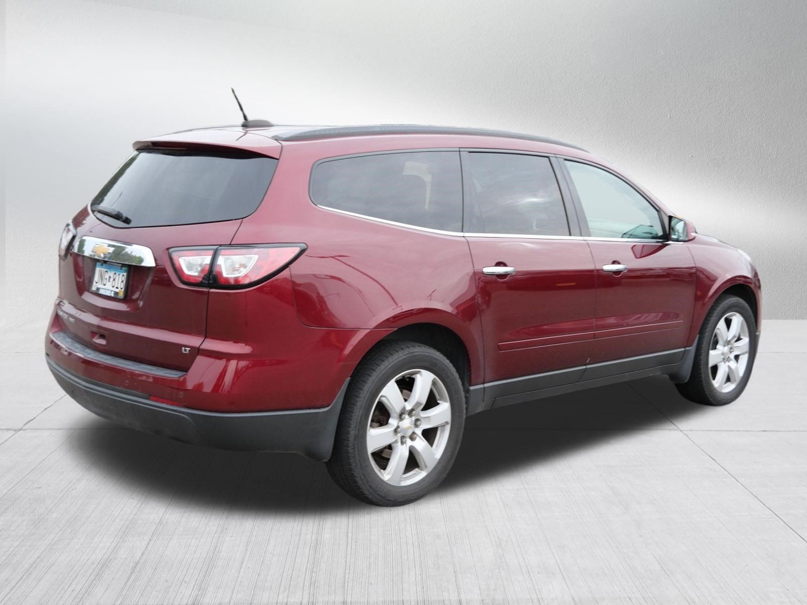 Used 2017 Chevrolet Traverse LT w/ True North Edition AWD/4WD image 7