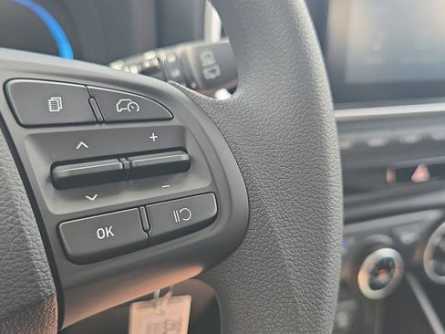 New 2026 Hyundai Venue SE FWD image 24