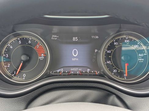 Used 2022 Jeep Cherokee Latitude Lux FWD image 30
