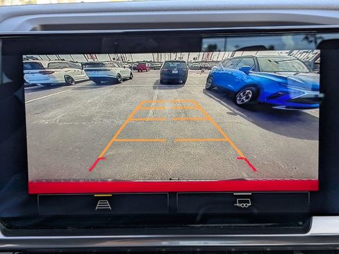 Used 2025 Chevrolet Silverado 1500 LT image 22