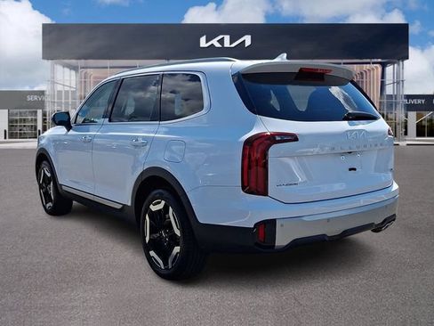 Used 2024 Kia Telluride S w/ S Sunroof Package AWD/4WD image 4