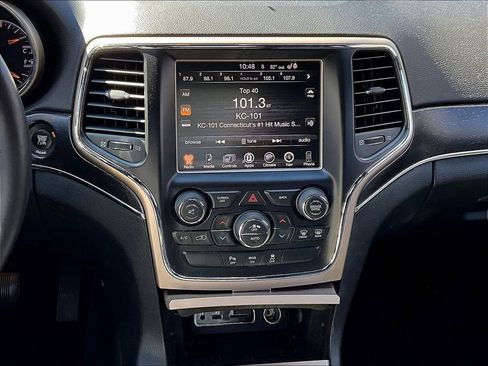 Used 2015 Jeep Grand Cherokee Limited image 6