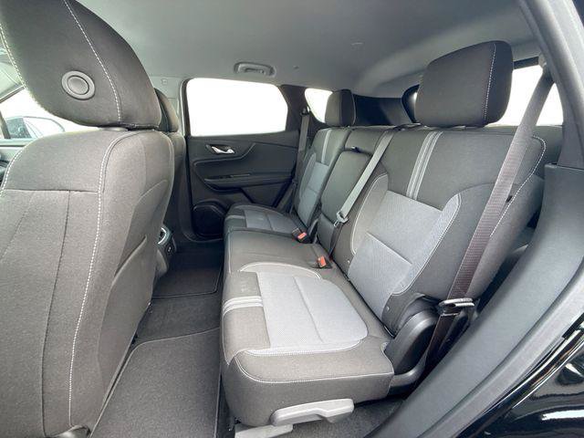 New 2026 Chevrolet Blazer LT w/ Convenience Package FWD image 24