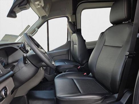 New 2025 Ford Transit 250 148 Medium Roof w/ Load Area Protection Package image 4