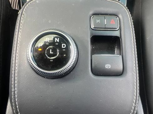 Used 2024 Ford Mustang Mach-E Premium AWD/4WD image 31