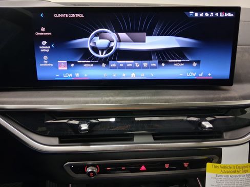 New 2026 BMW X7 xDrive40i image 24