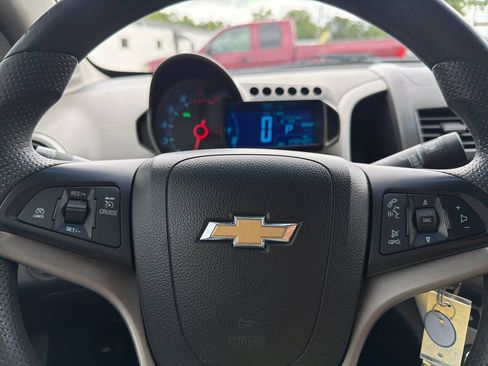 Used 2015 Chevrolet Sonic LT FWD image 11