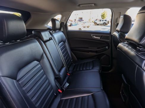 Used 2023 Ford Edge SEL image 17