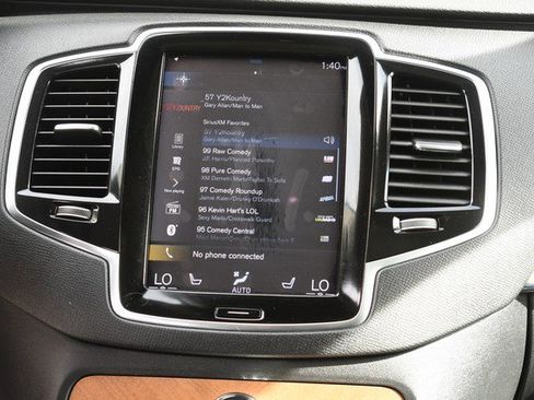 Used 2021 Volvo XC90 T5 Momentum w/ Advanced Package image 21