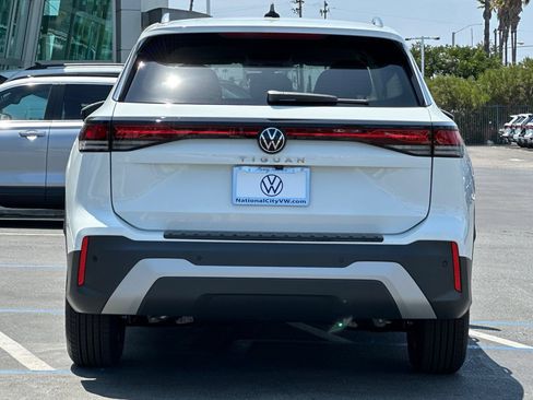 New 2026 Volkswagen Tiguan S FWD image 6