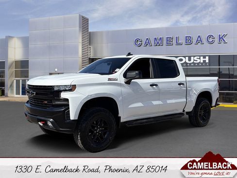 Used 2021 Chevrolet Silverado 1500 LT Trail Boss w/ Convenience Package II AWD/4WD image 1