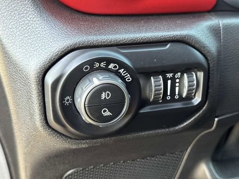 Used 2020 Jeep Gladiator Rubicon image 22