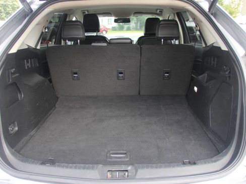 Used 2022 Ford Edge Titanium image 10