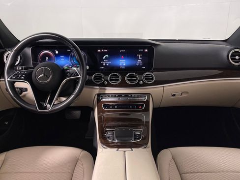 Used 2022 Mercedes-Benz E 450 4MATIC Sedan image 13