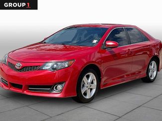 Used 2014 Toyota Camry SE FWD video 1