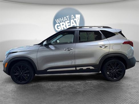 Certified 2023 Kia Seltos Nightfall Edition image 7