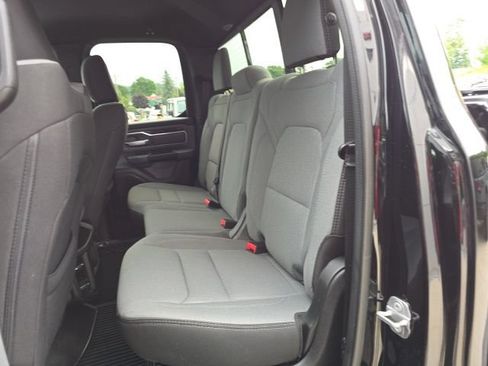 Used 2022 RAM 1500 Big Horn AWD/4WD image 30