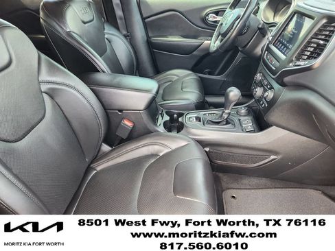 Used 2021 Jeep Cherokee Latitude Lux w/ Comfort/Convenience Group AWD/4WD image 13