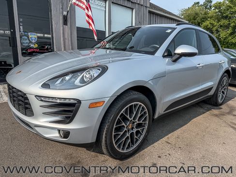Used 2018 Porsche Macan Sport Edition AWD/4WD image 3