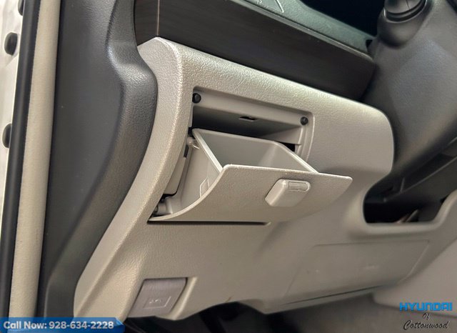 Used 2017 Toyota Camry LE FWD image 21