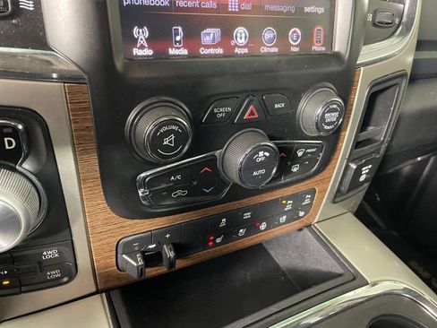 Used 2016 RAM 1500 Laramie w/ Convenience Group image 8