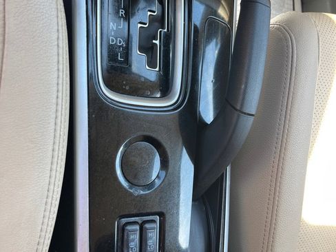 Used 2018 Mitsubishi Outlander SE image 10