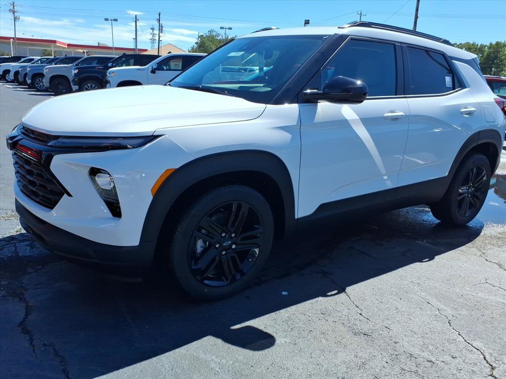 New 2026 Chevrolet TrailBlazer LT w/ Convenience Package FWD image 8