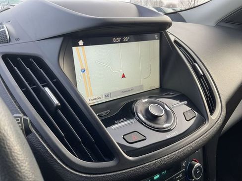 Certified 2019 Ford Escape Titanium image 18