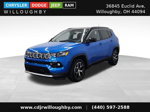 Used 2024 Jeep Compass Limited AWD/4WD image 1